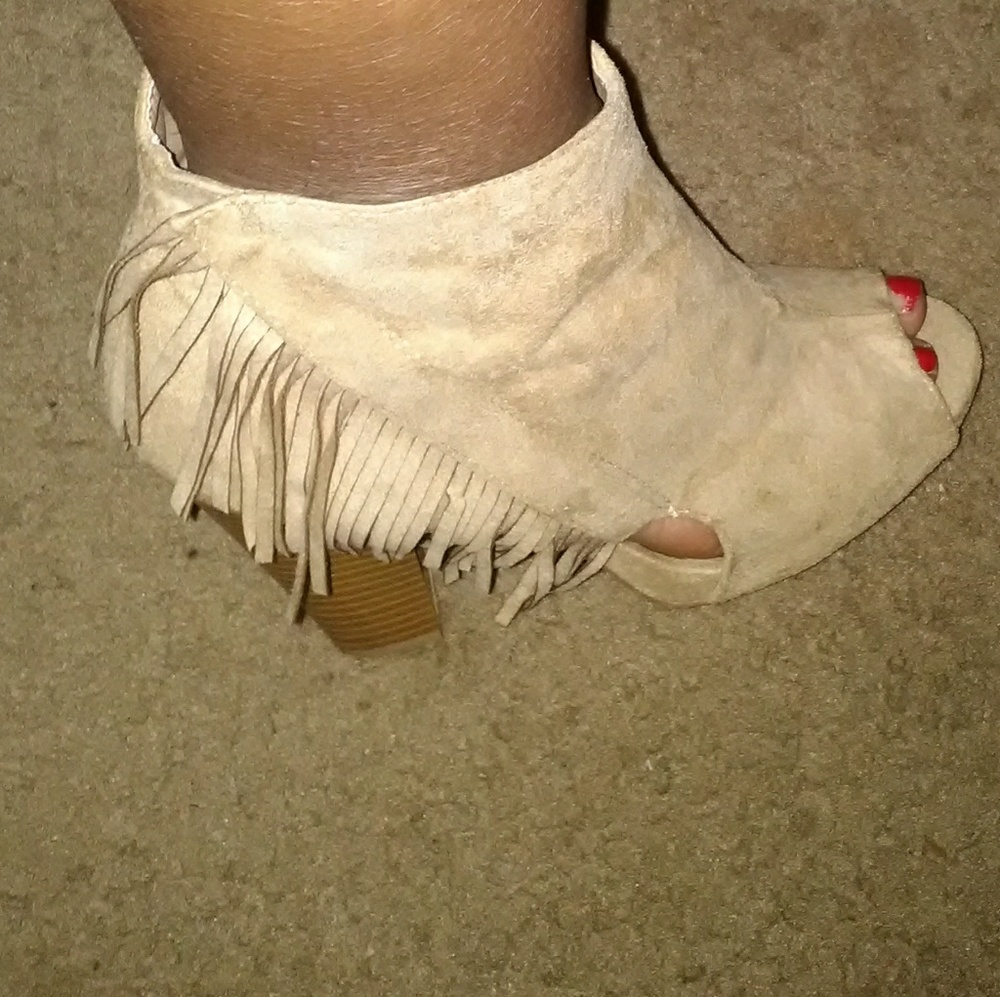 FRINGE BOOTIES WITH PEEP TOE